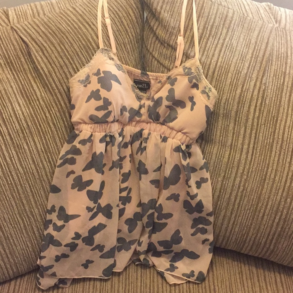 Pink and grey Rue 21 top